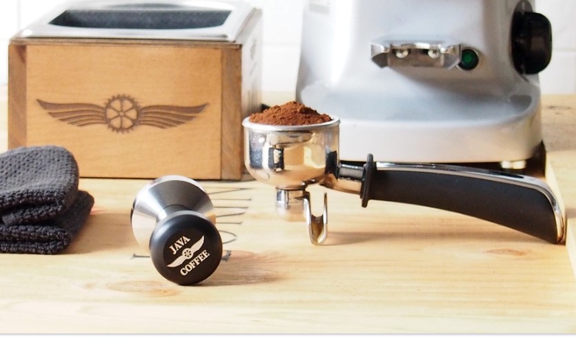 Coffee Grinder and coffee