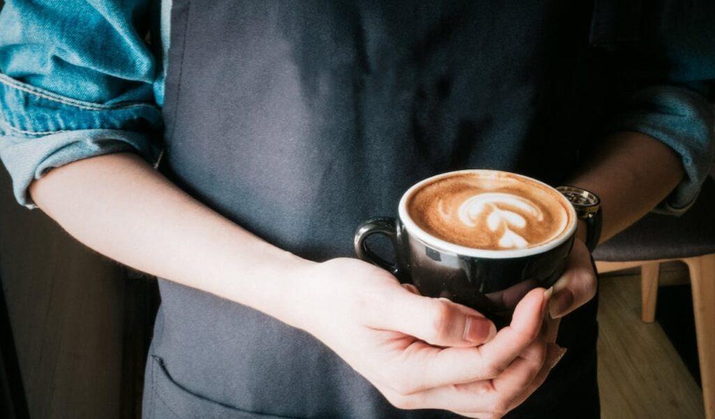 Barista Nedir? Kahve Dünyasının Uzmanları
